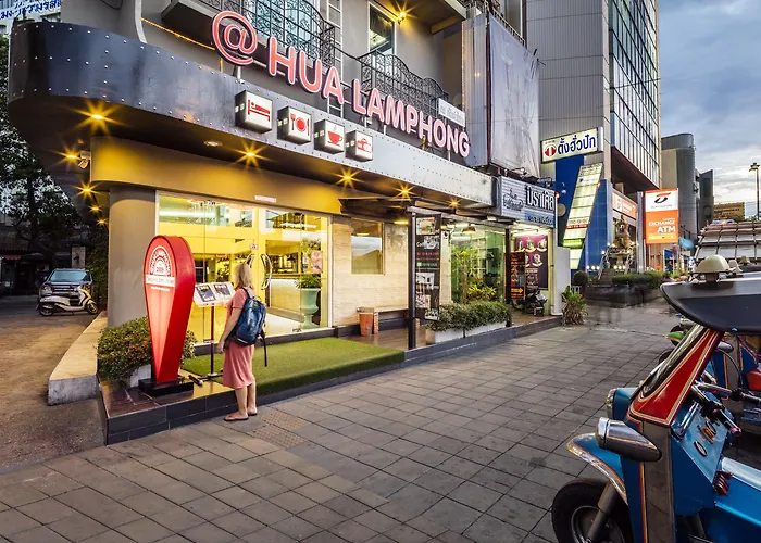 At Hua Lamphong Hotel Bangkok