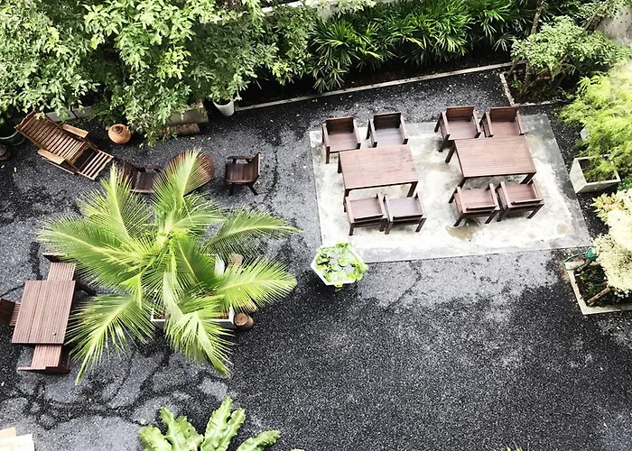 Yim Yam Hostel & Garden Bangkok